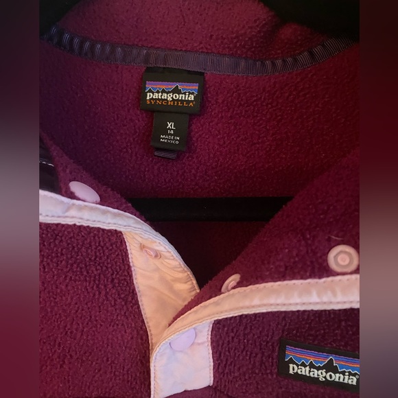 Last Chance: Patagonia Womens Fleece Pullover - Picture 5 of 10